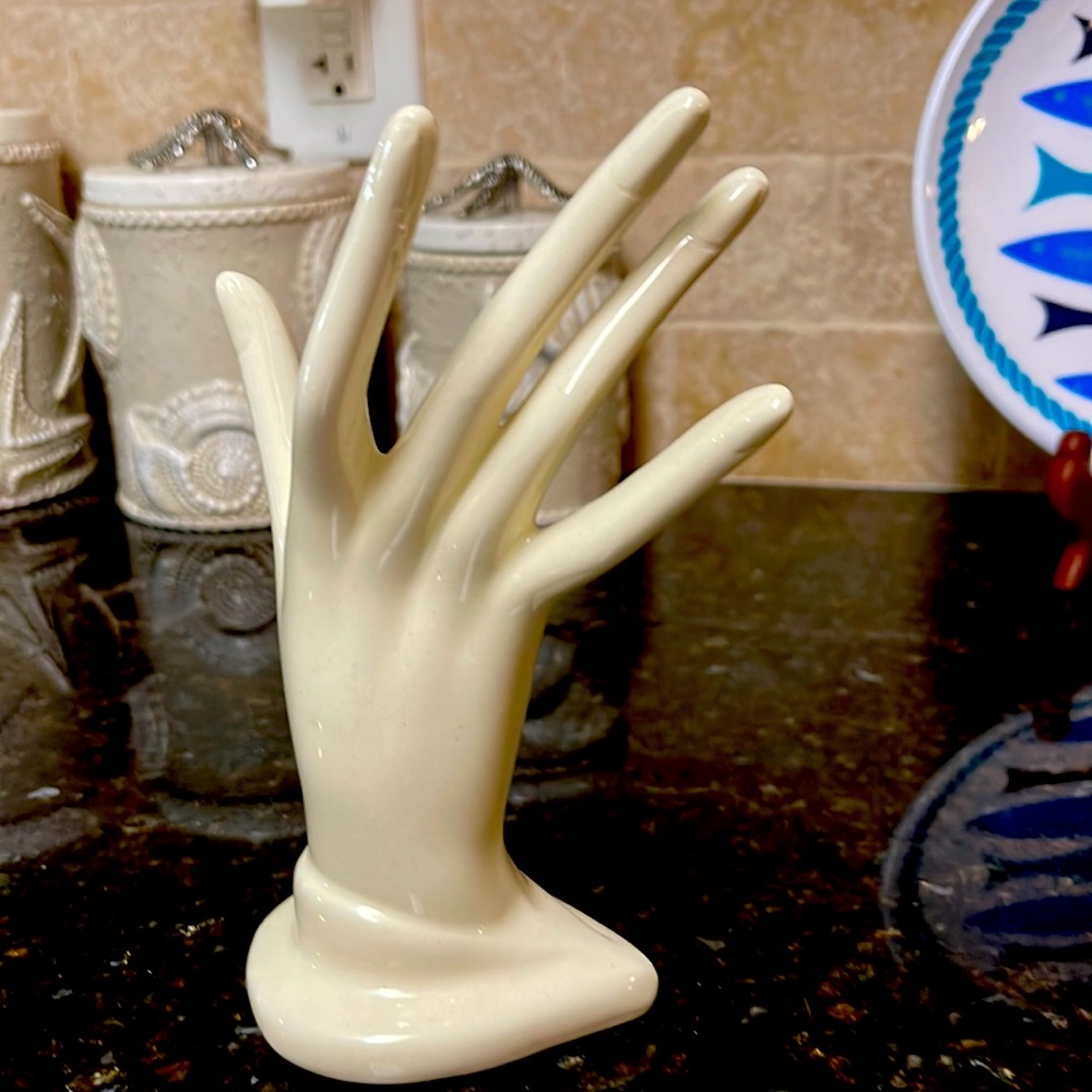 Jewelry hand 1981